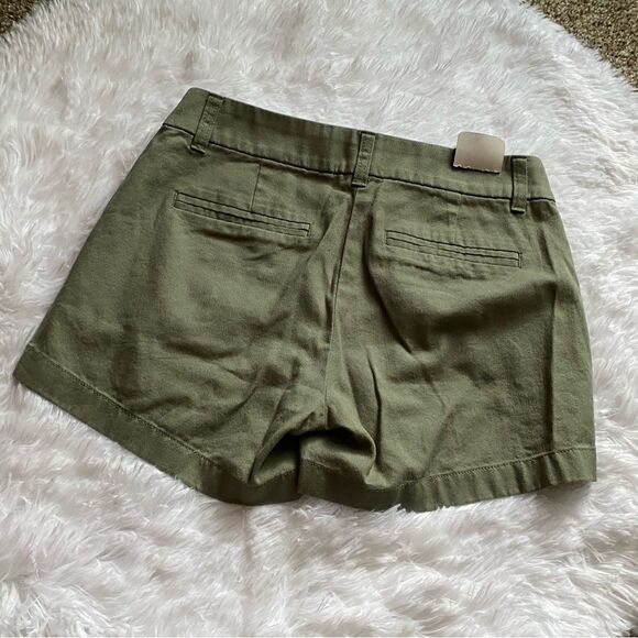 J. Crew Shorts Olive Green NEW Women’s Size 00 - Picture 2 of 6